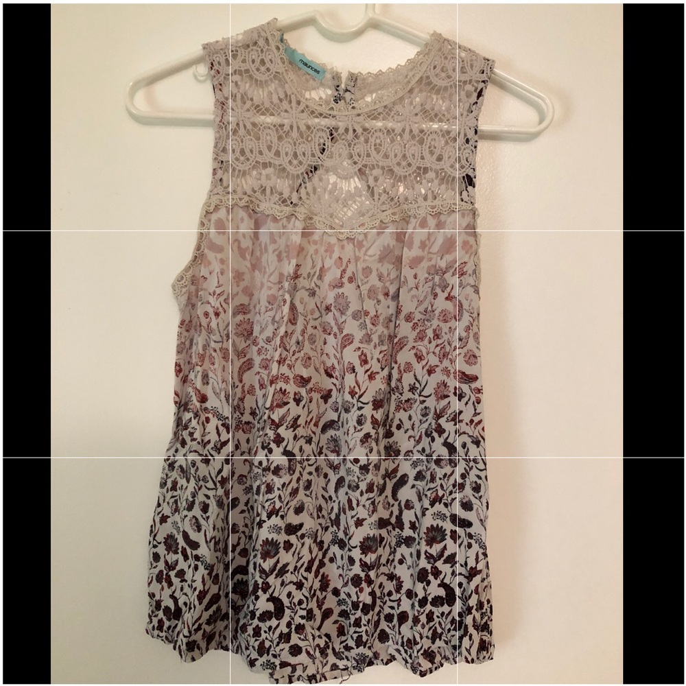 Maurices Floral Lace top, Size M